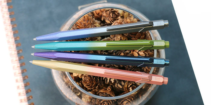 caran_dache_849_claim_your_style_edition_5_ballpoint_pens_with_pinecones