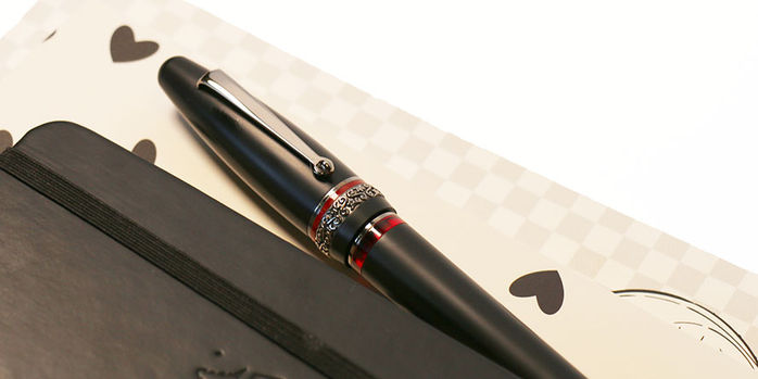 maiora_ogiva_racing_fountain_pen_capped