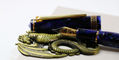 laban_rosa_deep_ocean_fountain_pen_uncapped_on_morningstar_tail_dragon_page_holder