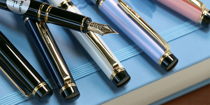 pilot_grance_fountain_pens_one_uncapped