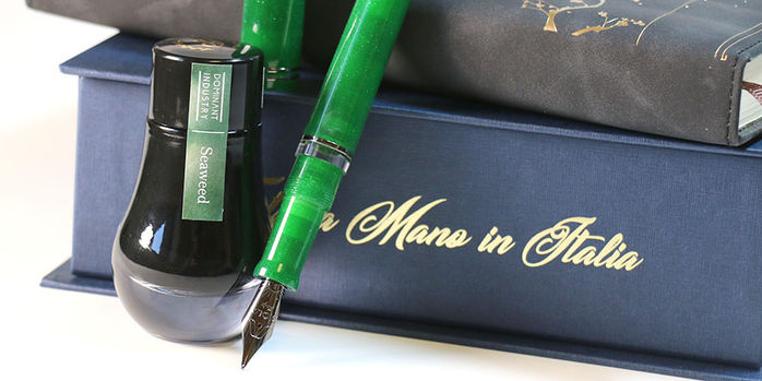 gioia_pen_italia_dominant_industry_atlantis_explorers_set_seaweed_over_atlantis_nib