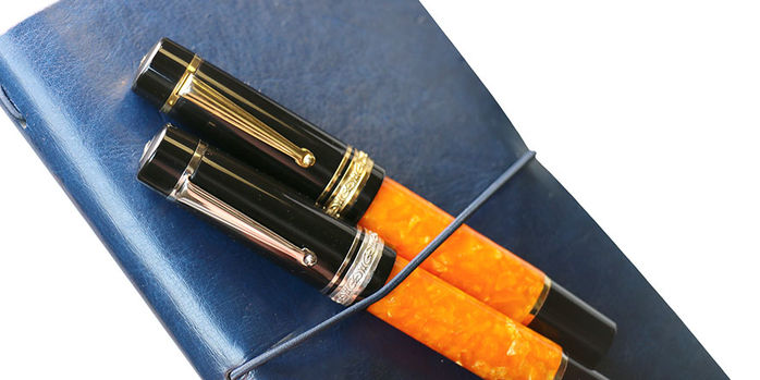 delta_dv_original_oversize_14kt_nib_fountain_pens_capped