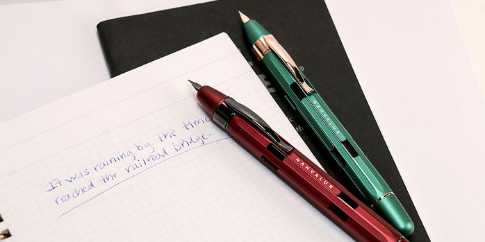 nahvalur_eclipse_ruby_and_emerald_fountain_pens