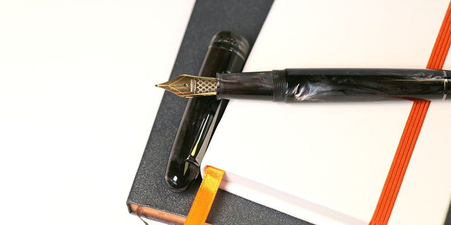 Penlux Masterpiece Kodachi Fountain Pens penlux_masterpiece_kodachi_black_belt_fountain_pen_nib