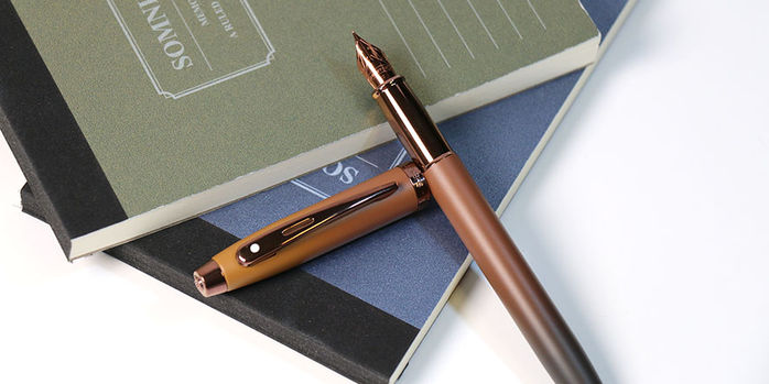 sheaffer_100_coffee_edition_fountain_pen_uncapped