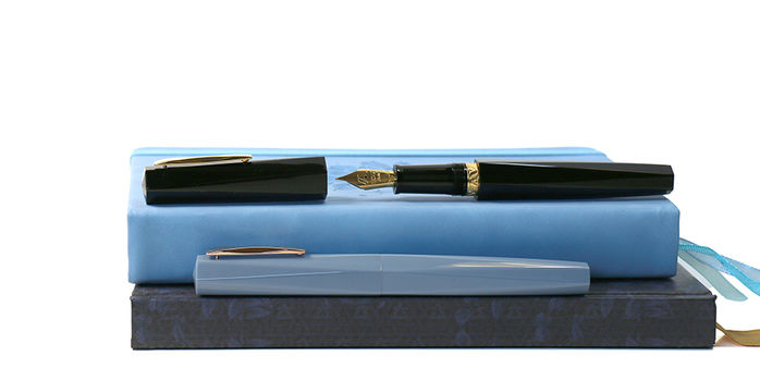gioia_pen_italia_sephora_collection_fountain_pens_on_notebook