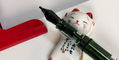 monteverde_mp1_fountain_pen_nib_on_lucky_cat_pen_rest