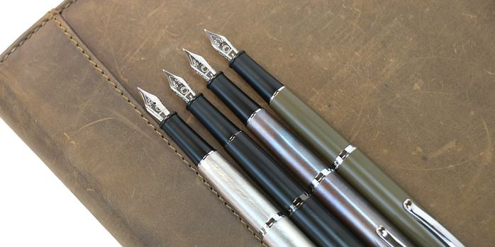 monteverde_dakota_fountain_pens_posted_on_notebook