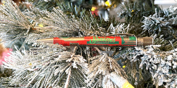 retro_51_lionel_trains_tornado_rollerball_pen_christmas_lights_express_on_tree