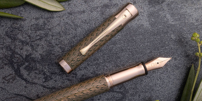 waldmann_imagination_tango_olea_fountain_pen_uncapped