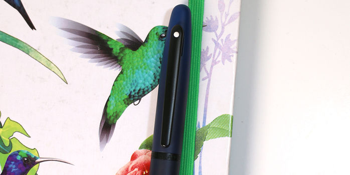 sheaffer_vfm_rollerball_pen_capped