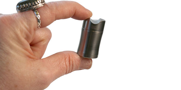 colorverse_shuttle_ink_barrel_in_hand