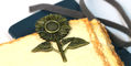 sunflower_brass_page_holders_bookmark