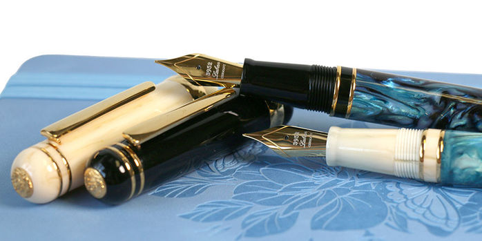 laban_x_jonathan_brooks_teal_abalone_325_fountain_pens_nibs