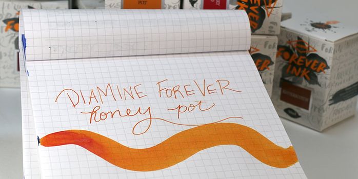 diamine_forever_fountain_pen_inks_honey_pot