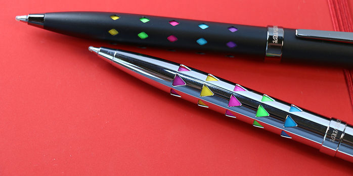 monteverde_illusia_gel_ballpoint_pens_up_close