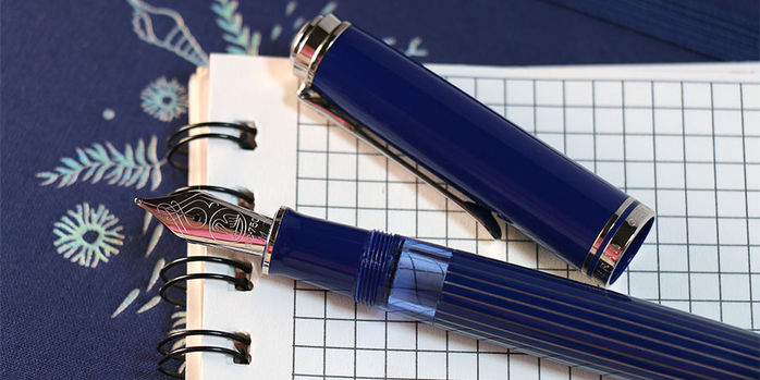 pelikan_m815_metal_blue_striped_special_edition_fountain_pens