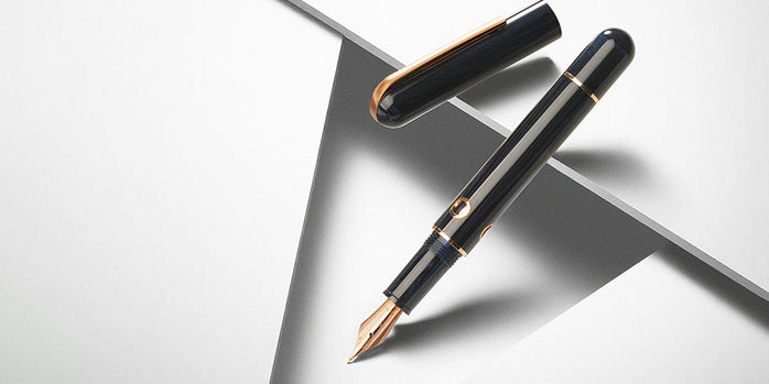 nahvalur_nautilus_Maylandia_Blue_fountain_pens_2025_edition