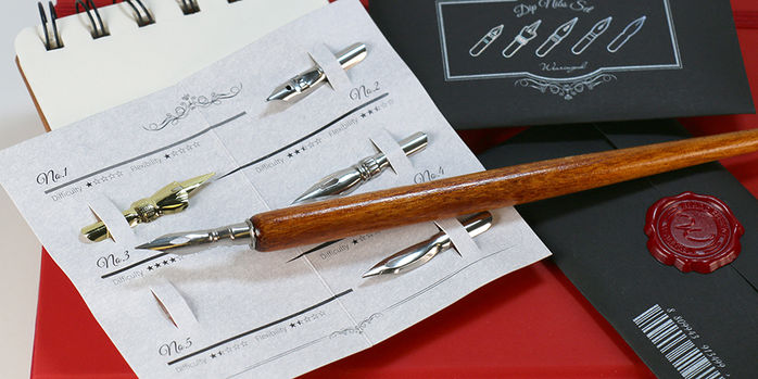 wearingeul_wood_holder_on_notebook_with_nibs_set