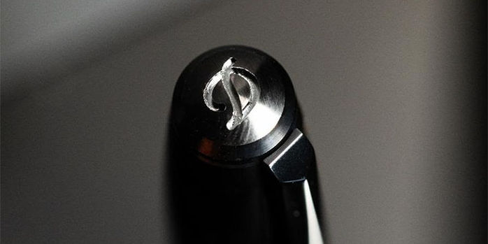 st_dupont_silky_black_line_d_eternity_fountain_pens_finial