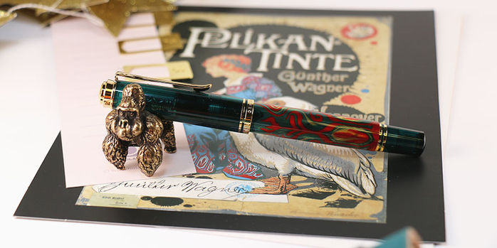 Pelikan_Rudi_Rother_resting_on_brass