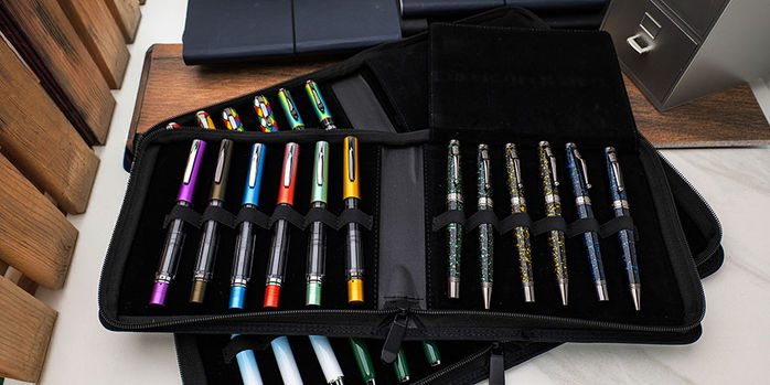 12_pen_case_open