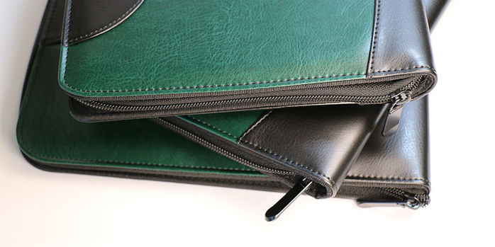 monteverde_deluxe_zipper_pen_case_collection_zipper_closure