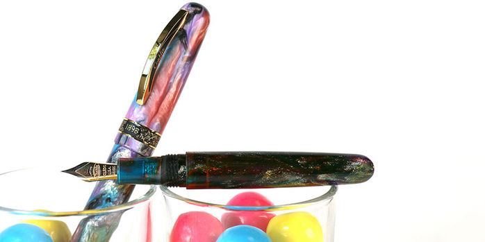 both_resins_display_conklin_1898_14k