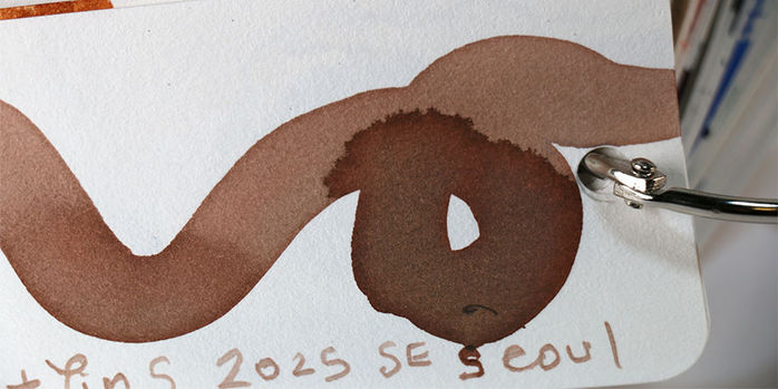 tono_and_lims_2025_seoul_special_edition_cuckoo_ink_swatch