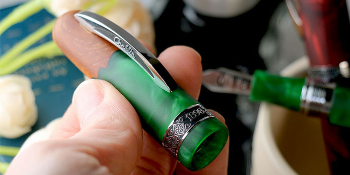 conklin_spectra_fusion_limited_edition_fountain_pens_burgundy_and_green_center_ring