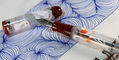opus_88_holiday_jazz_catwalk_fountain_pen_uncapped