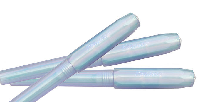 kaweco_2026_spring_novelty_perkeo_iridescent_pearl_fountain_pens_capped