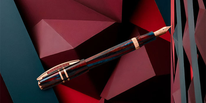 Visconti_Homo_Sapiens_Legacy_Celluloid_fountain_pen_styled