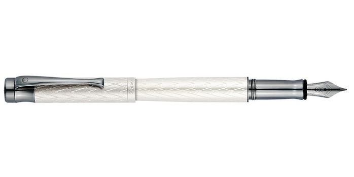 Waldmann_Aura_Fountain_Pen_Night