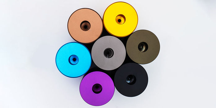 monteverde_mp1_anodized_aluminum_cylinder_pen_rests