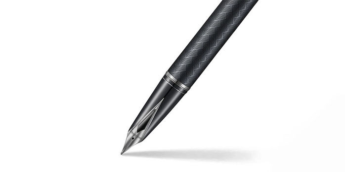 Legacy_Chevron_fountain_pen_nib_zoom