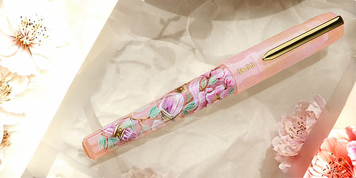 benu_handpainted_talisman_fountain_pens_peach_blossom_capped