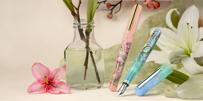 benu_handpainted_talisman_fountain_pens_white_lily_and_peach_blossom_one_uncapped