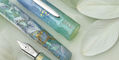 benu_handpainted_talisman_fountain_pens_white_lily_closeup