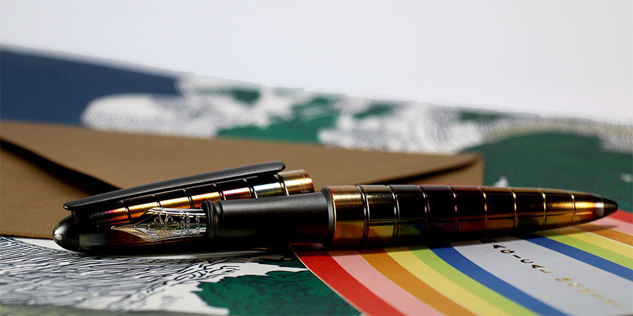 Diplomat Aero Rhomb Flame w/14kt gold nib Fountain Pens diplomat_aero_rhomb_flame_14kt_gold_nib_fountain_pens