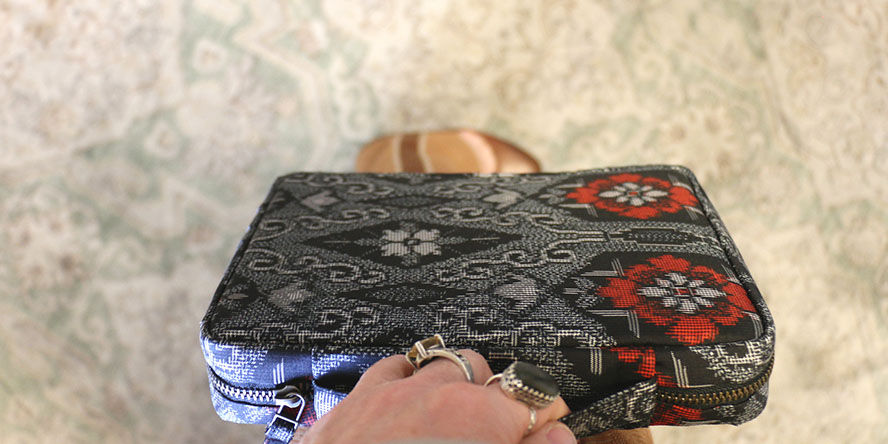 Kyoku haku Zipper Large Pen 5-Slot Pen Carrying Cases kyokuhaku_large_pen_5_slot_kimono_pen_case