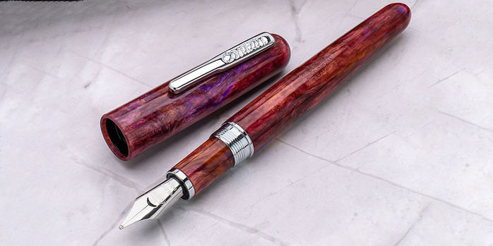 Conklin_Streamline_shiny_uncapped