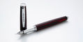 Tom_Hessin_Edinburgh_fountain_pen_red_uncapped