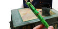 leonardo_x_wearingeul_pixie_box_set_momento_magico_limited_edition_pixie_fountain_pens_in_hand