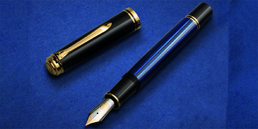 Pelikan Souverän M1000 Black - Blue Fountain Pens Pelikan_Souveran_US_Exclusive_M1000_Black_Blue_uncapped