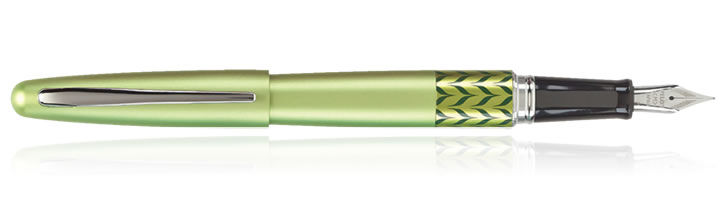 Retro Pop Apple Green Marble Pilot MR Metropolitan Fountain Pens