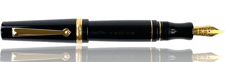 Onice (Mirror Black / Gold) Maiora Aventus Fountain Pens