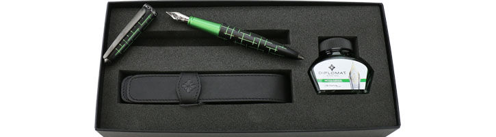 Green Diplomat Gift Set with Pen Case, Bottled Ink & Elox Matrix Fountain Pens