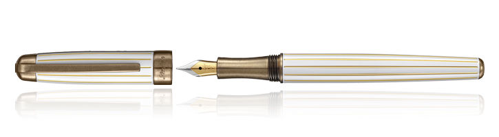 White Laban Antique II Fountain Pens