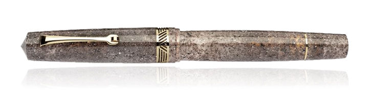 Sea Sand/Gold trim Leonardo Officina Italiana Magic Moments MZ Collection Fountain Pens